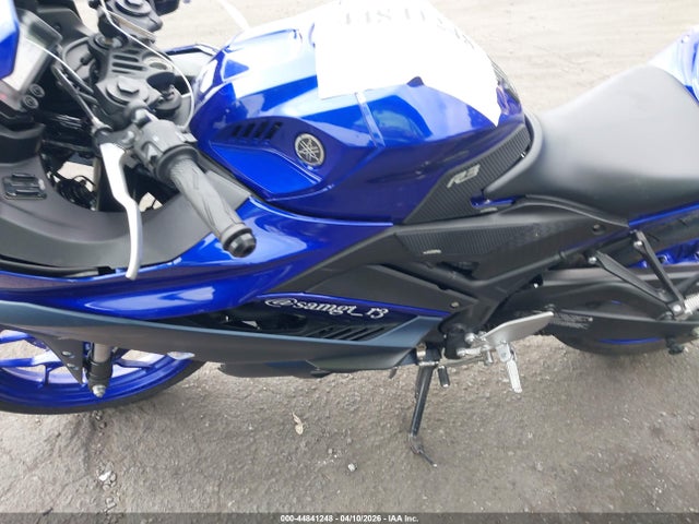 2023 YAMAHA YZFR3 MH3RH18Y4PK012748 Photo 8