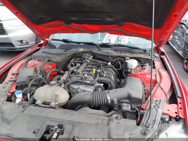 Ford Mustang Ecoboost Premium Fastback 2022 1FA6P8TH7N5101235 Image 10