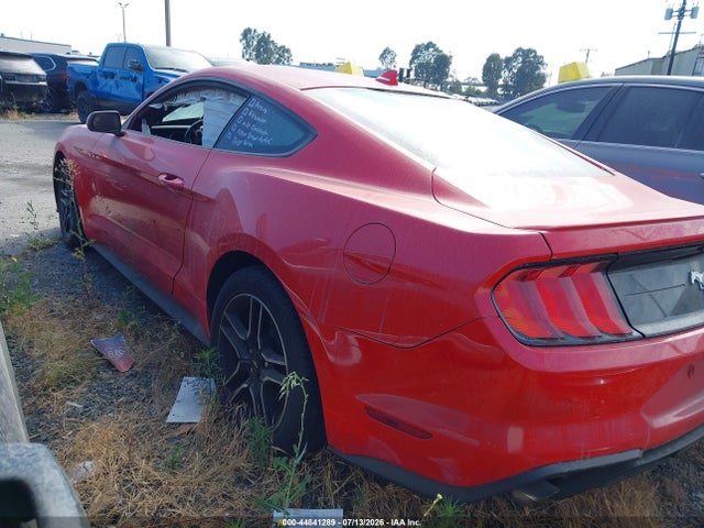 Ford Mustang Ecoboost Premium Fastback 2022 1FA6P8TH7N5101235 Image 3