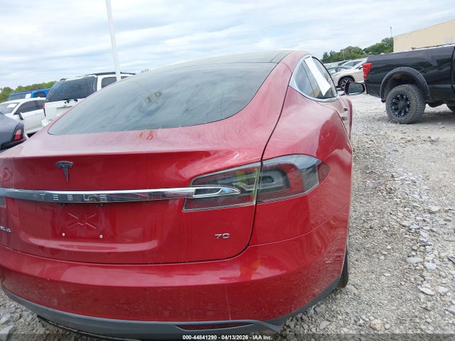 Продажа на аукционе авто 2016 Tesla Model S 60/70/75/85, vin: 5YJSA1E18GF135834, номер лота: 44841290
