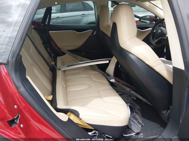 Продажа на аукционе авто 2016 Tesla Model S 60/70/75/85, vin: 5YJSA1E18GF135834, номер лота: 44841290
