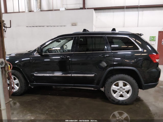 Продаж на аукціоні авто 2012 Jeep Grand Cherokee Laredo, vin: 1C4RJFAG3CC341642, номер лоту: 44841291