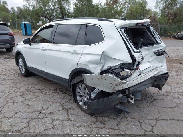 3VV3B7AX4KM049084 Volkswagen Tiguan 2.0t Se/2.0t Sel/2.0t Sel R-line/2.0t Sel R-line Black