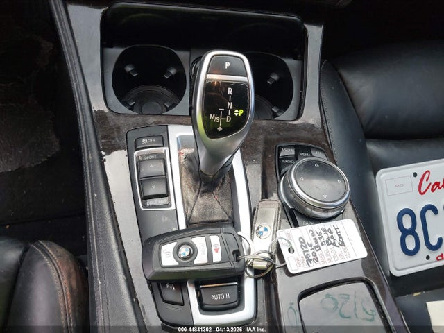 44841302 :رقم المزاد ، WBA5B1C54FD918202 vin ، 2015 Bmw 535i مزاد بيع