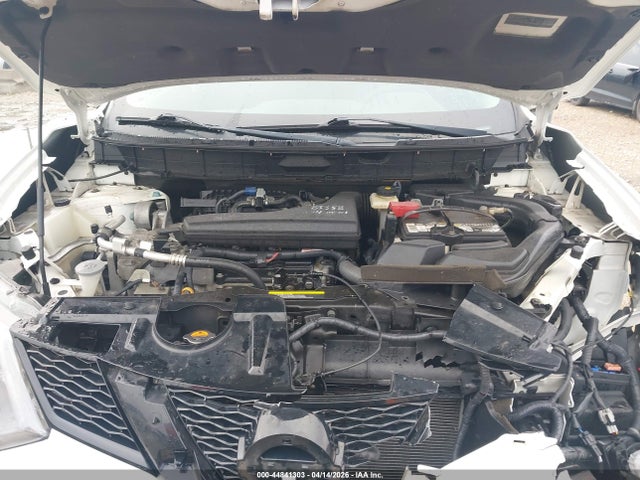 2015 Nissan Rogue Sv მანქანა იყიდება აუქციონზე, vin: 5N1AT2MV8FC838664, აუქციონის ნომერი: 44841303