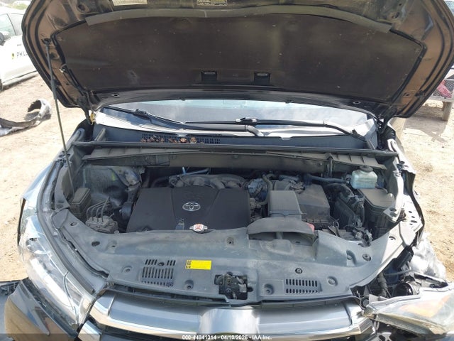 2019 Toyota Highlander Limited Platinum მანქანა იყიდება აუქციონზე, vin: 5TDDZRFH2KS993865, აუქციონის ნომერი: 44841314