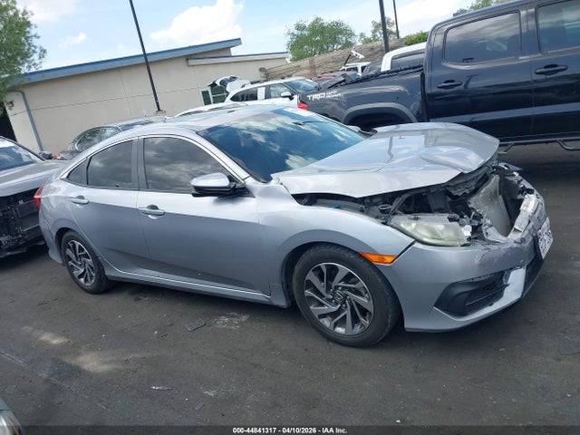 2HGFC2F73JH525179 Honda CIVIC EX