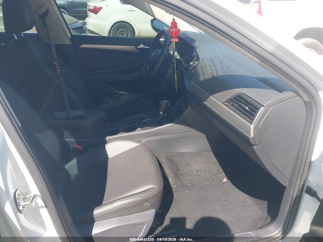 44841335 :رقم المزاد ، 3VWCB7BU1KM254930 vin ، 2019 Volkswagen Jetta 1.4t R-line/1.4t S/1.4t Se مزاد بيع