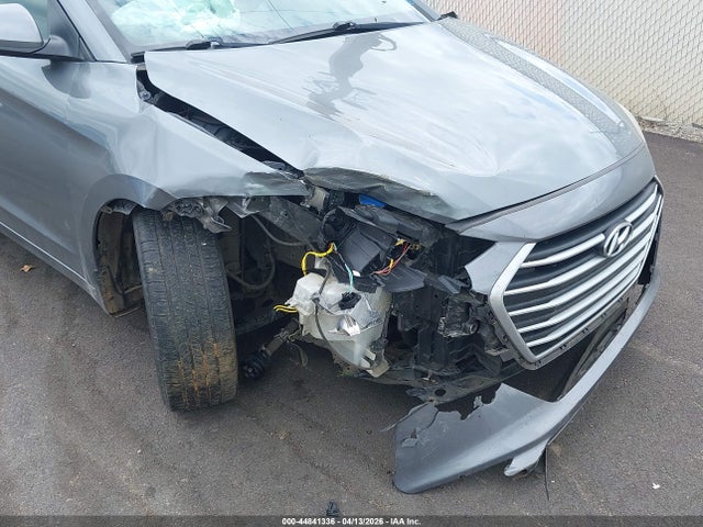 Продажа на аукционе авто 2018 Hyundai Elantra Sel, vin: KMHD84LF5JU608037, номер лота: 44841336