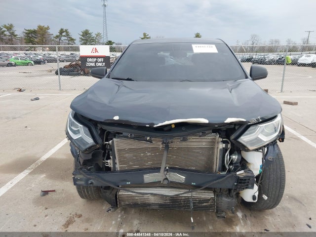 3GNAXHEV5KS504565 Chevrolet EQUINOX LS