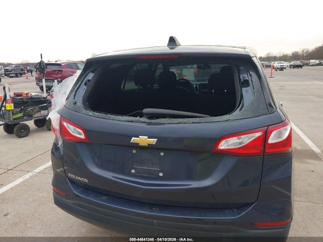 3GNAXHEV5KS504565 Chevrolet EQUINOX LS