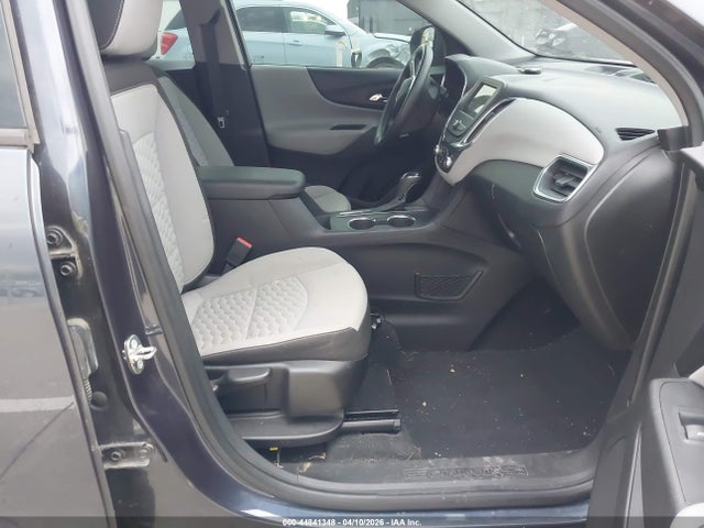 3GNAXHEV5KS504565 Chevrolet EQUINOX LS