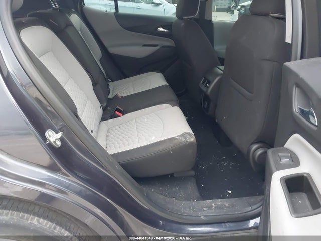 3GNAXHEV5KS504565 Chevrolet EQUINOX LS