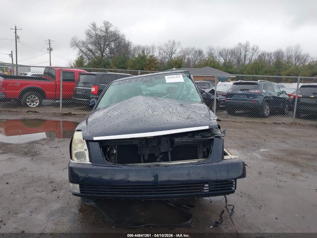 2008 Cadillac Dts 1sb მანქანა იყიდება აუქციონზე, vin: 1G6KD57Y78U125557, აუქციონის ნომერი: 44841361