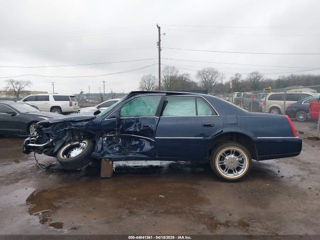 2008 Cadillac Dts 1sb მანქანა იყიდება აუქციონზე, vin: 1G6KD57Y78U125557, აუქციონის ნომერი: 44841361