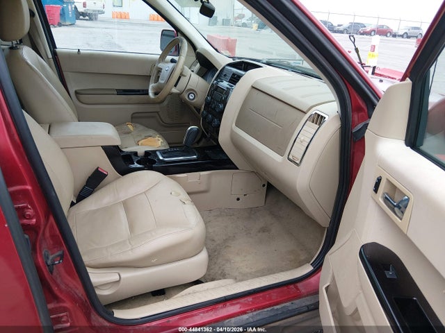 44841362 :رقم المزاد ، 1FMCU94178KB83305 vin ، 2008 Ford Escape Limited مزاد بيع