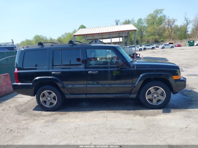 44841369 :رقم المزاد ، 1J8HG48K36C214718 vin ، 2006 Jeep Commander مزاد بيع