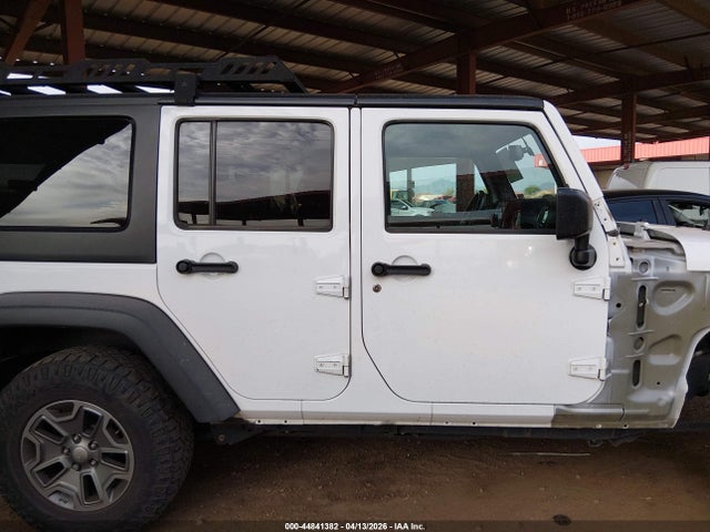 1C4BJWFG3JL884142 Jeep Wrangler Jk Unlimited Rubicon 4x4