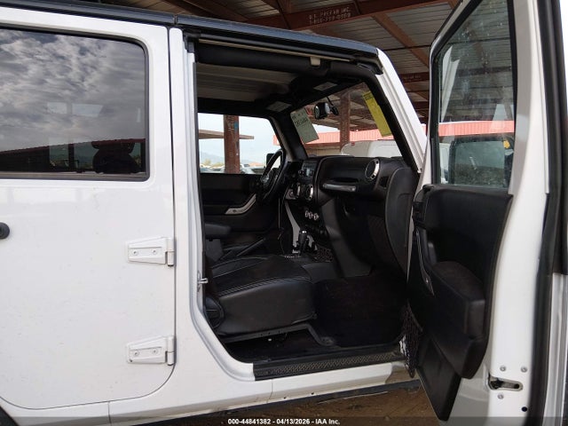 1C4BJWFG3JL884142 Jeep Wrangler Jk Unlimited Rubicon 4x4