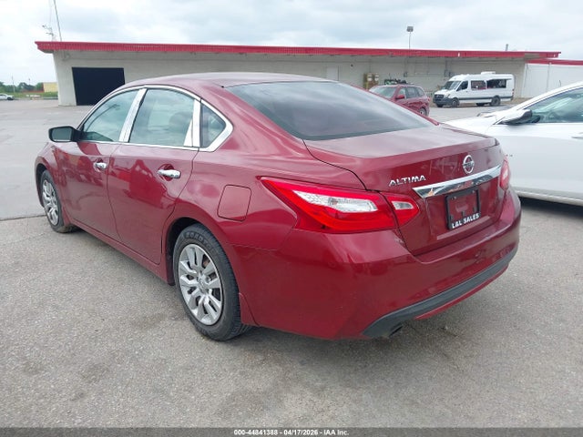1N4AL3AP2HN341493 Nissan Altima 2.5 S