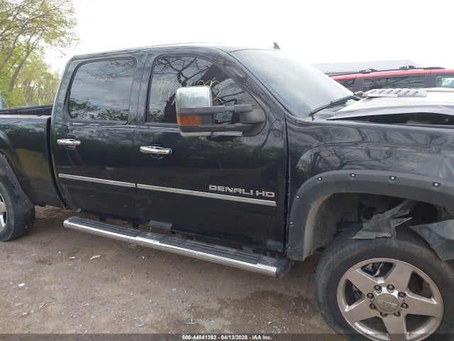 2011 Gmc Sierra 2500hd Denali მანქანა იყიდება აუქციონზე, vin: 1GT125C80BF142300, აუქციონის ნომერი: 44841392