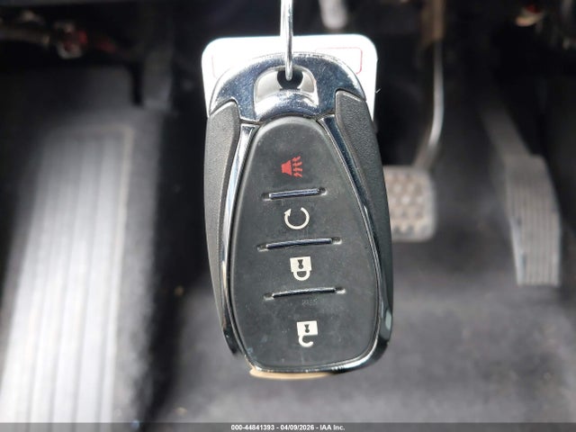 1G1FY6S05P4109777 Chevrolet Bolt Euv Fwd Lt