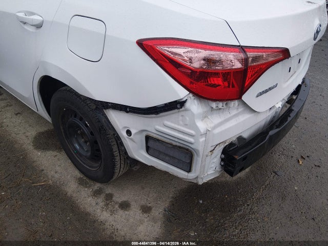 Toyota COROLLA L 2017 5YFBURHE1HP660552 Image 18