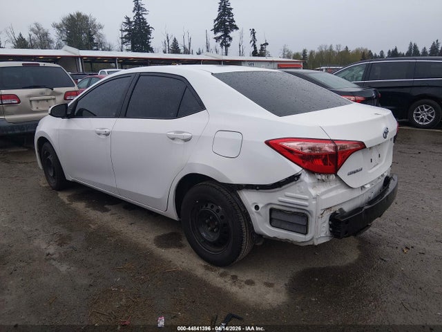 Toyota COROLLA L 2017 5YFBURHE1HP660552 Image 3