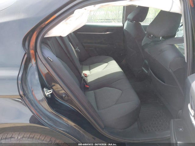 2020 Toyota Camry Le მანქანა იყიდება აუქციონზე, vin: 4T1C11AK3LU896870, აუქციონის ნომერი: 44841413