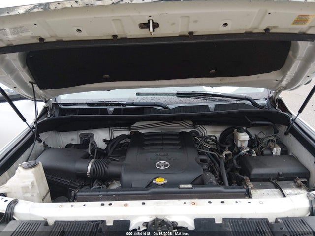 Продажа на аукционе авто 2015 Toyota Tundra Limited 5.7l V8, vin: 5TFBY5F18FX438859, номер лота: 44841418