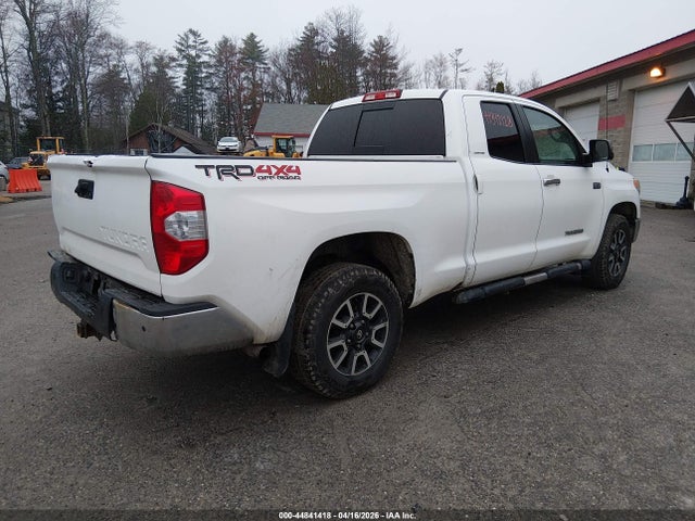 Продажа на аукционе авто 2015 Toyota Tundra Limited 5.7l V8, vin: 5TFBY5F18FX438859, номер лота: 44841418