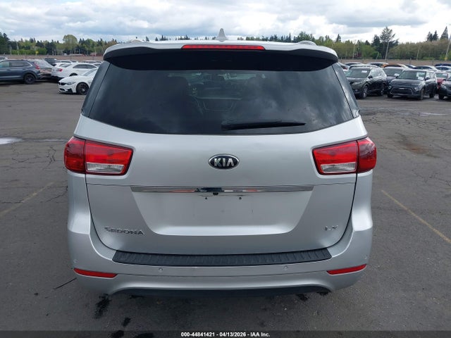 KIA SEDONA LX 2017 KNDMB5C11H6265953 Image 16