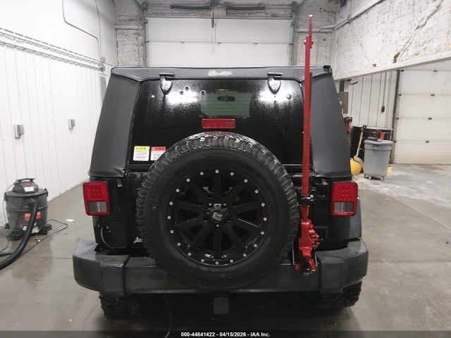 44841422 :رقم المزاد ، 1C4BJWDGXEL219909 vin ، 2014 Jeep Wrangler Unlimited Sport مزاد بيع