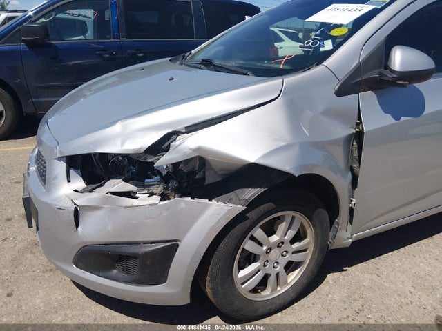 44841435 :رقم المزاد ، 1G1JC6SB5D4181794 vin ، 2013 Chevrolet Sonic Lt Auto مزاد بيع