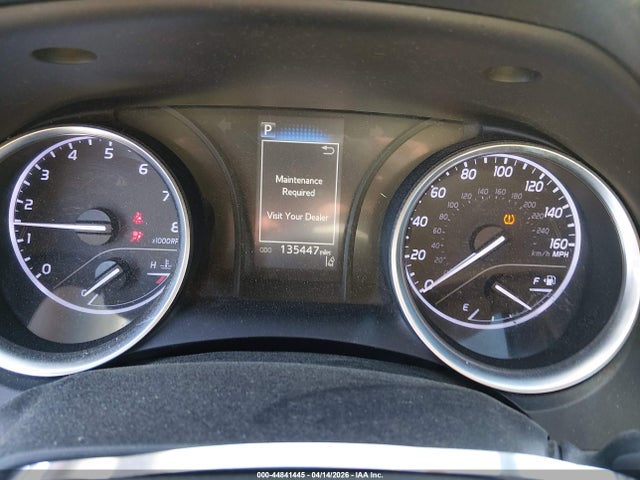 Продажа на аукционе авто 2018 Toyota Camry Le, vin: 4T1B11HK8JU108051, номер лота: 44841445