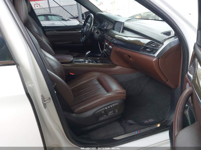 5UXKR2C57G0R72818 BMW X5 Sdrive35i