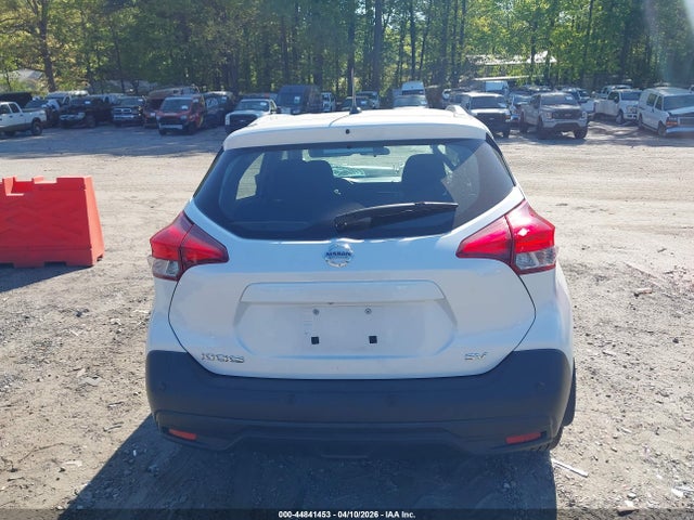 2020 Nissan Kicks Sv Xtronic Cvt მანქანა იყიდება აუქციონზე, vin: 3N1CP5CV6LL577848, აუქციონის ნომერი: 44841453