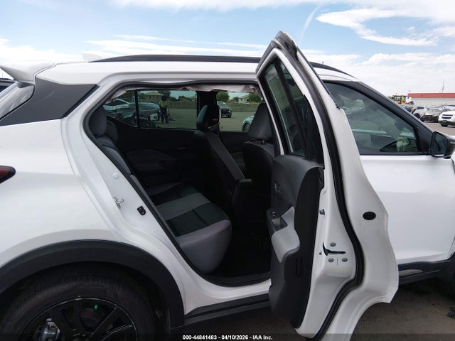 3N1CP5DV3RL518392 Nissan Kicks Sr Xtronic Cvt