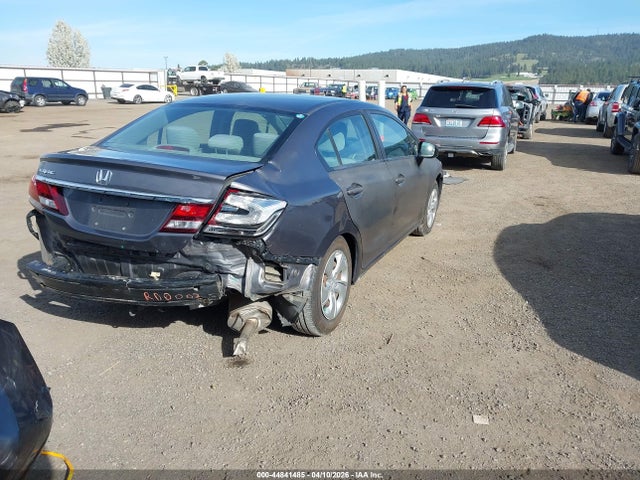 Продажа на аукционе авто 2015 Honda Civic Lx, vin: 2HGFB2F58FH531374, номер лота: 44841485