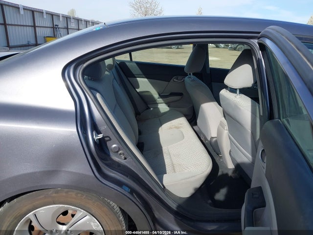Продажа на аукционе авто 2015 Honda Civic Lx, vin: 2HGFB2F58FH531374, номер лота: 44841485