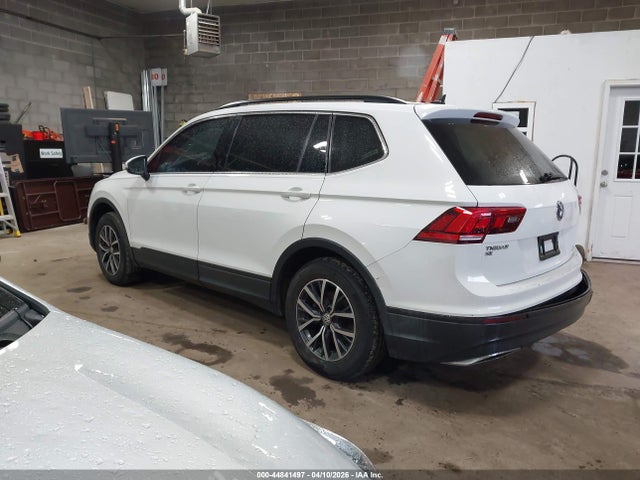 2019 VOLKSWAGEN TIGUAN 3VV3B7AX0KM131989 Photo 2
