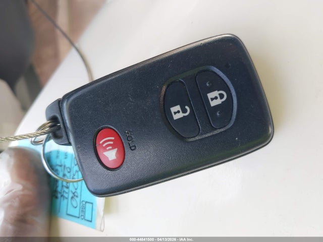Aukcja sprzedaży 2014 Toyota Prius Three, vin: JTDKN3DU9E0385090, numer aukcji: 44841500