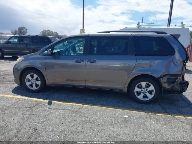 Toyota Sienna Le 8 Passenger 2015 5TDKK3DC4FS537307 Image 14