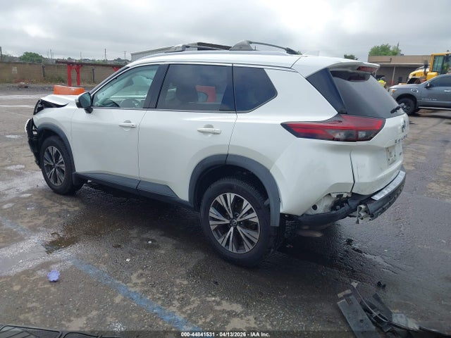 5N1AT3BB8MC735112 Nissan Rogue Sv Intelligent Awd