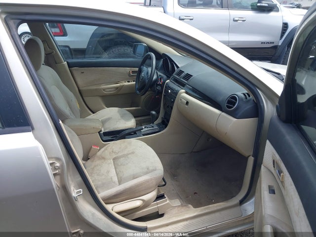 Продажа на аукционе авто 2004 Mazda Mazda3 I, vin: JM1BK12F741121280, номер лота: 44841545