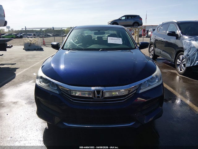 Aukcja sprzedaży 2017 Honda Accord Lx, vin: 1HGCR2F34HA247903, numer aukcji: 44841553