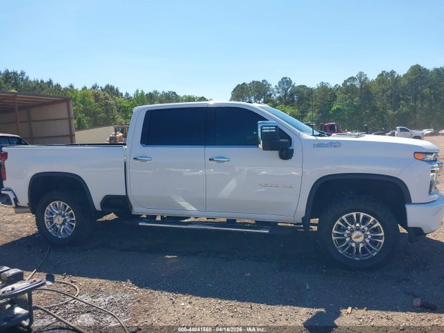 44841558 :رقم المزاد ، 1GC4YREY1NF134288 vin ، 2022 Chevrolet Silverado 2500hd 4wd  Standard Bed High Country مزاد بيع