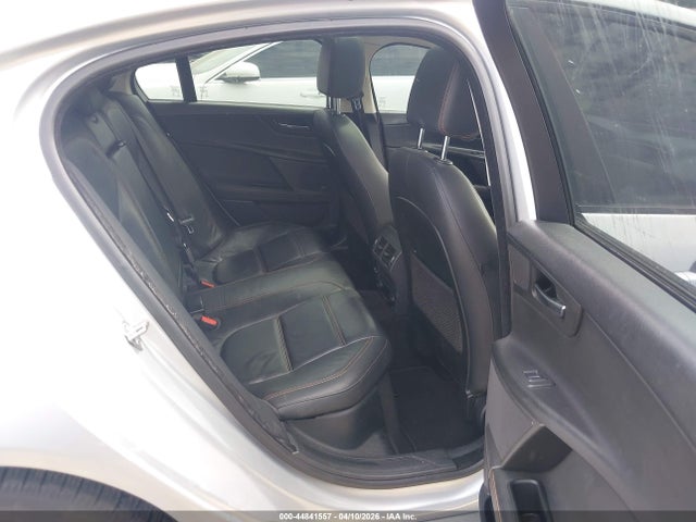 2017 JAGUAR XE SAJAE4BN8HA952807 Photo 7