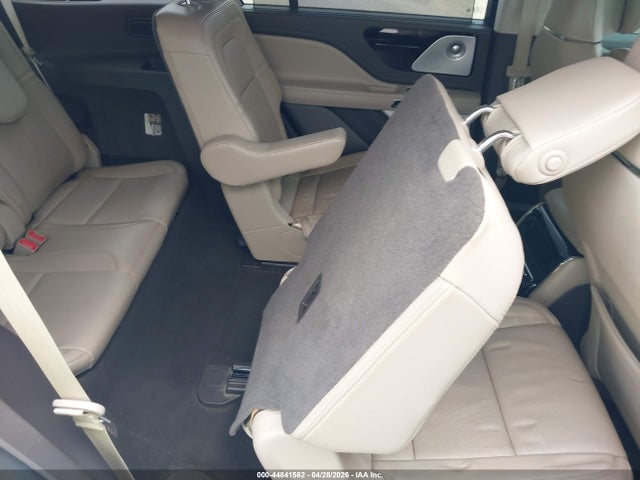 5LM5J7XC0LGL02629 Lincoln Aviator Reserve