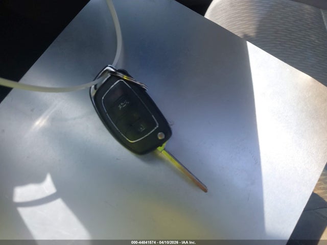 5XYZU3LB0GG306288 Hyundai Santa Fe Sport 2.4l